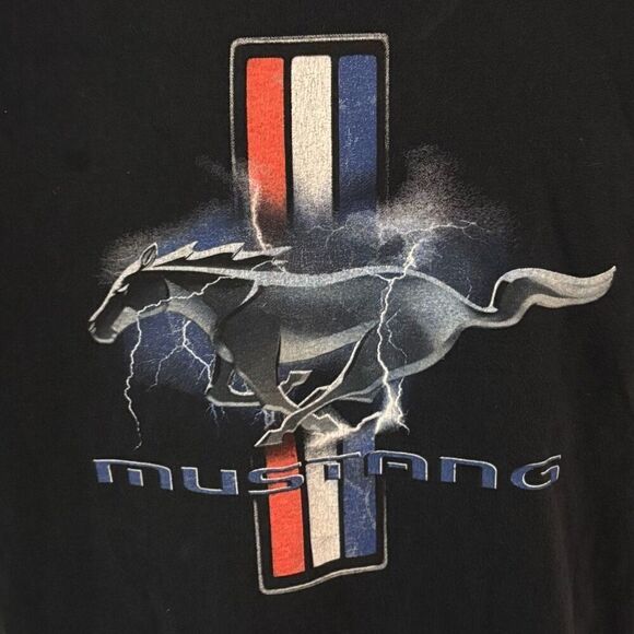 Vintage Anvil Mustang Black T-shirt. Size Large - Picture 4 of 6
